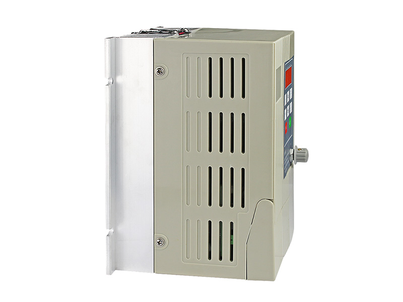 4000H三相水泵變頻器，380V恒壓供水變頻器，變頻恒壓供水，變頻器廠家