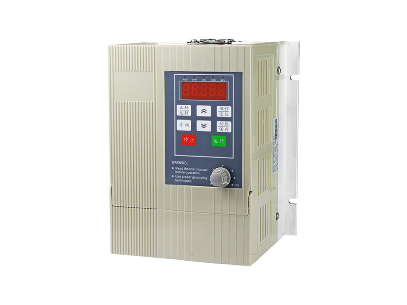 3000H單相水泵變頻器，恒壓供水專(zhuān)用變頻器，變頻器廠(chǎng)家